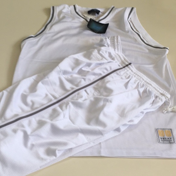 Mesh Tank Top & Long Shorts - Picture 2 of 5